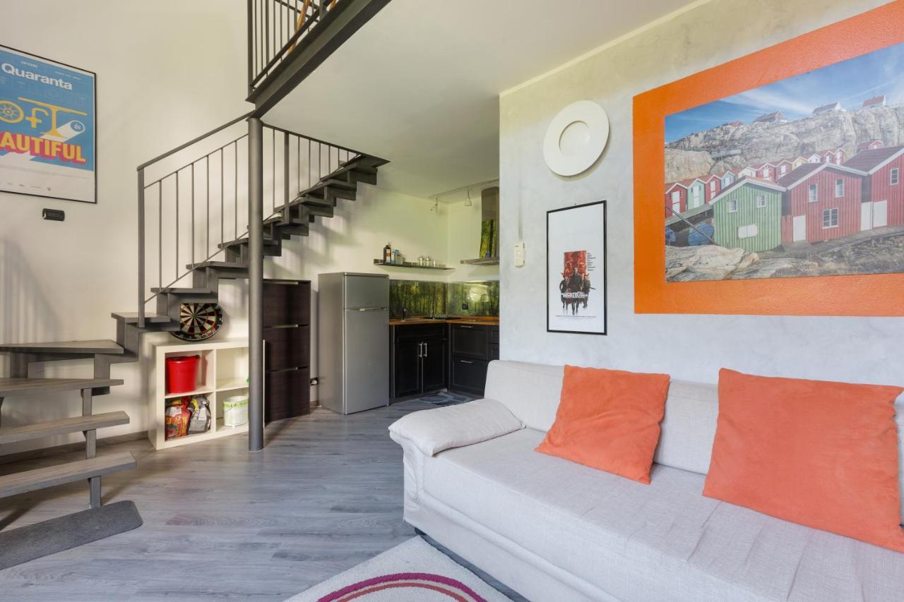 Guesthost - Milano Vigentino Loft With Terrace Exterior photo
