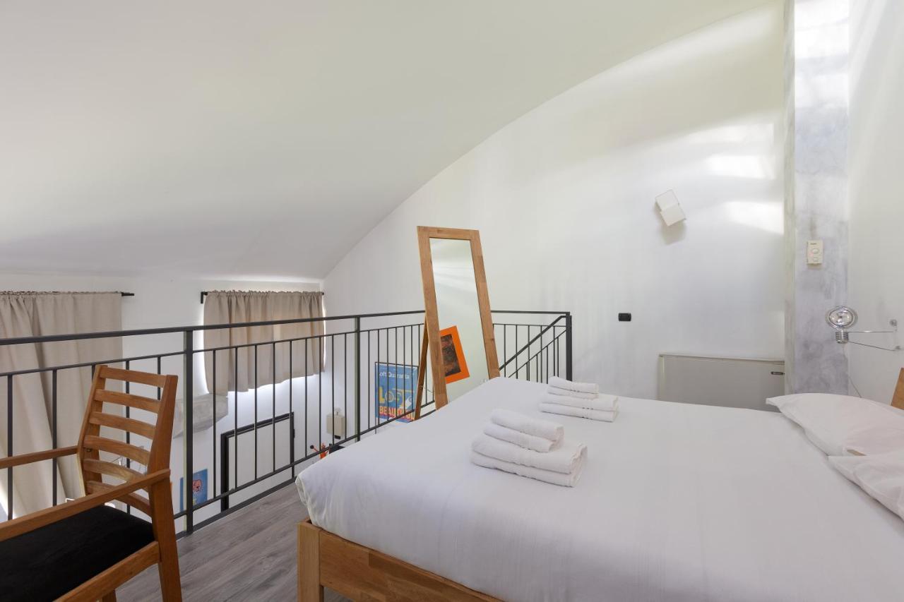 Guesthost - Milano Vigentino Loft With Terrace Exterior photo