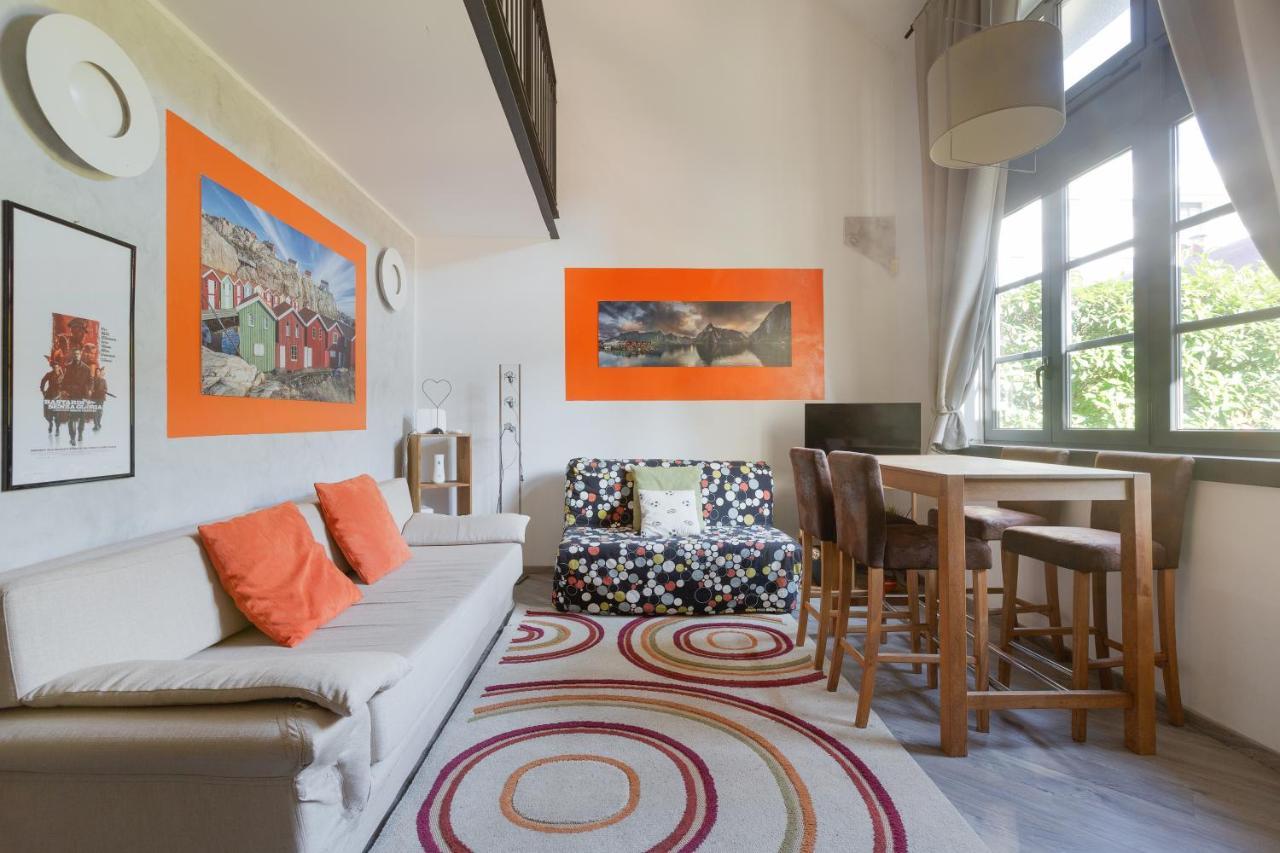 Guesthost - Milano Vigentino Loft With Terrace Exterior photo