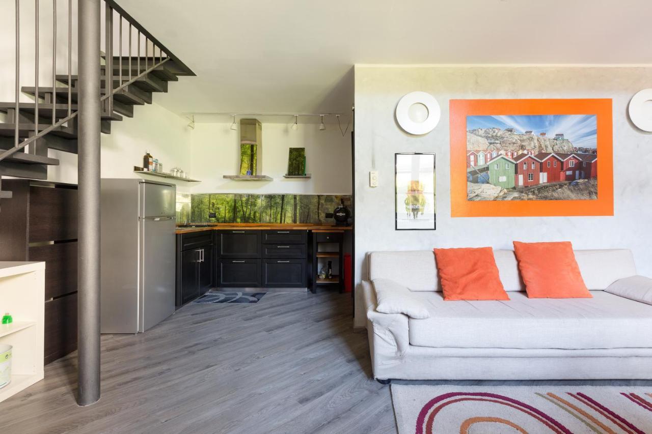 Guesthost - Milano Vigentino Loft With Terrace Exterior photo